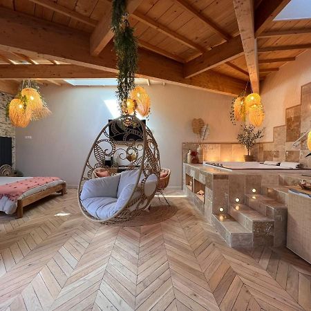Suite Bali Les Petits Plaisirs Angers Eksteriør bilde