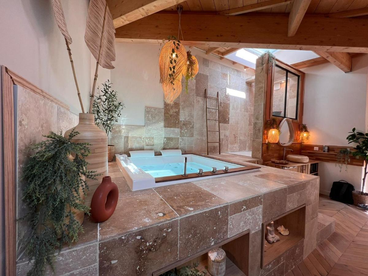 Suite Bali Les Petits Plaisirs Angers Eksteriør bilde